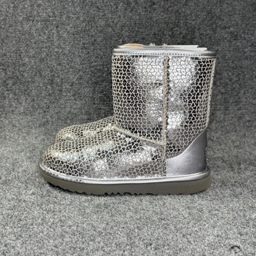 UGG classic ii